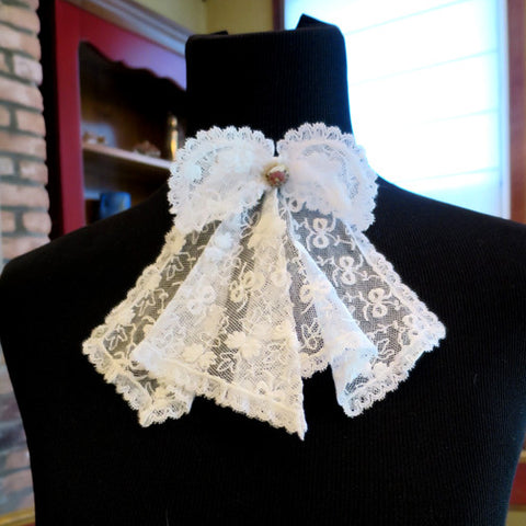 Lace Jabot