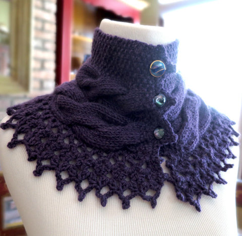 Handknit Royal Collar